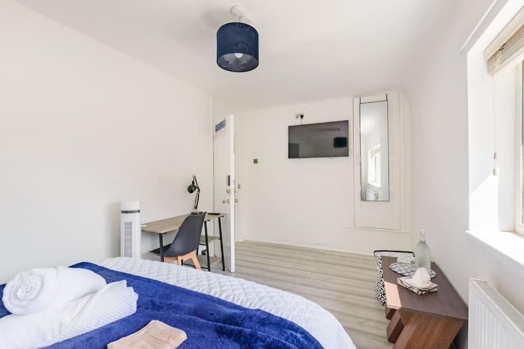 Birmingham Great Barr Property Near Junction 7 M6 المظهر الخارجي الصورة